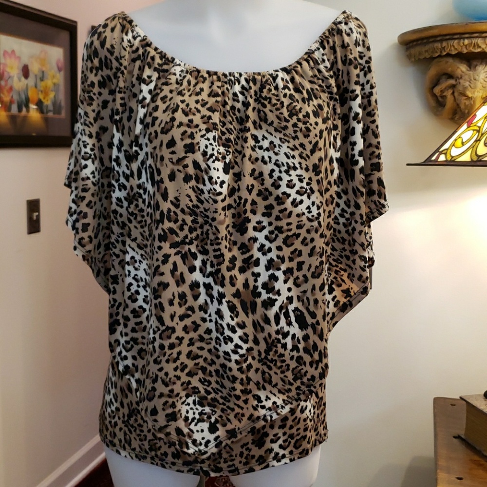 Chatoyant top